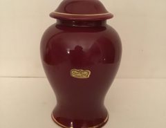 Vintage Royal Haeger Burgundy Urn The Villages Florida