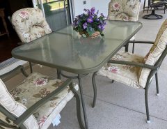Patio Dining Set – Table and 4 Chairs with Comfy Cushions The Villages Florida