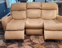 Leather Powered Reclining Couch – Great Condition The Villages Florida