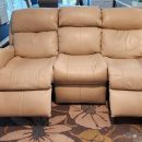 Leather Power Reclining Couch – Great Condition The Villages Florida