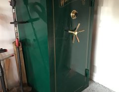 Winchester gun safe. It has some paint scratches on the door that can be seen in the pictures. This safe was left behind by the previous owner of the house that I just moved into. I have no use for it so Iam offering it for sale. Buyer is responsible for moving it after sale. I can help if needed. The Villages Florida