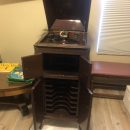 Antique Victrola in good condition “FREE” The Villages Florida