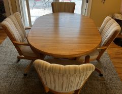 Kitchen or Dining Room wood oak table The Villages Florida