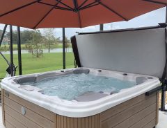 2020 Wellis Hot tub/spa The Villages Florida