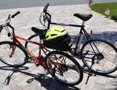 Two Specialized Hard Rock Mens/Womens Mountain Bikes The Villages Florida