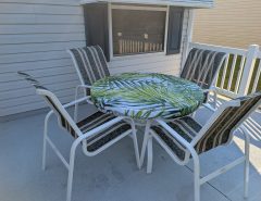 Patio table and chairs The Villages Florida