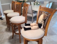 Swiveling Bar Stools (4) In Great shape The Villages Florida