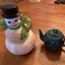 Snowman Cookie Jar + Lefton Holly Tea Pot. PLEASE READ AD COMPLETELY!! The Villages Florida