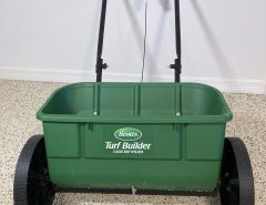 Scotts Drop Spreader – 22″ The Villages Florida