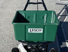 LESCO LAWN SPREADER The Villages Florida