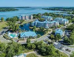 2 BD condo, HHI during RBC HERITAGE TOURNAMENT; includes golf! The Villages Florida