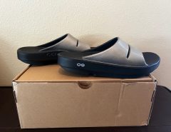 OOFOS OOahh Luxe Recovery Slide – Brand New The Villages Florida