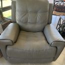 ALL LEATHER ELECTRIC RECLINER The Villages Florida