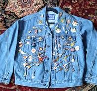 Hard Rock Cafe Denim Ft. Lauderdale Jacket with 64 Pins From Around the World The Villages Florida