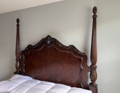 Haverty’s King Size Bedframe, Sleep Number Mattress, and Dresser The Villages Florida