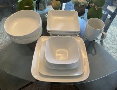 FREE Dinnerware Serving for 8 The Villages Florida