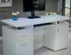 Desk – white, like new  –  $250 The Villages Florida