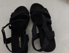 Ladies Size 8-1/2 Black Sandals The Villages Florida