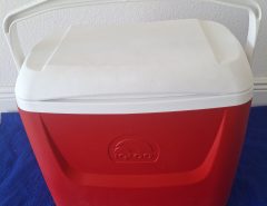 Igloo 28Quart Cooler-NEW!  $10.00 The Villages Florida
