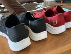 Virtually New Sketchers Slip-ins Ladies 9.5 The Villages Florida