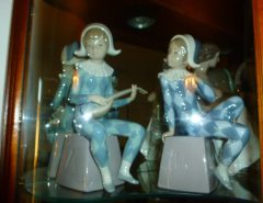 Display cabinet full of IIadro figurines, buy one or all, genuine The Villages Florida