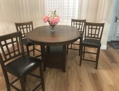 High Top Dining Table and Chairs  NEW PRICE The Villages Florida
