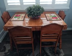 Super cute dining table with four matching chairs The Villages Florida