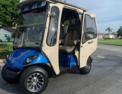 2016 Yamaha Gas EFI Golf Cart with Curtis Cab and adjustable Bucket Seats The Villages Florida