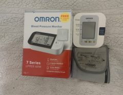 OMRON BLOOD PRESSURE MONITOR. The Villages Florida