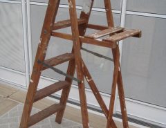 5′ WOODEN STEP LADDER The Villages Florida