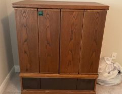 OAK Storage Wooden Cabinet with doors, adjustable shelves, speakers and more storage.  $75. The Villages Florida